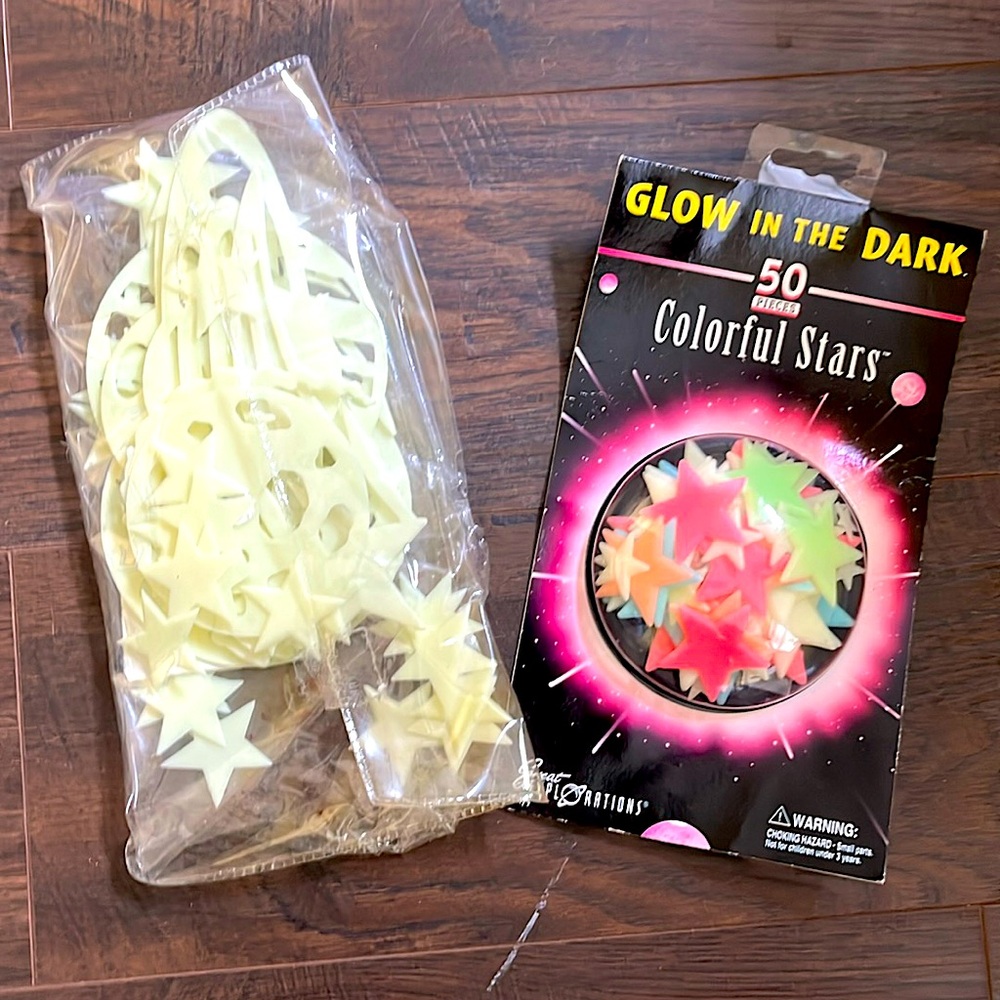 Glow in the dark stars & planets